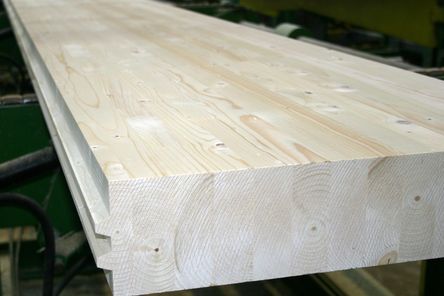 Brettschichtholz BSH Deckenelemente mit geschliffener Oberfläche © binderholz