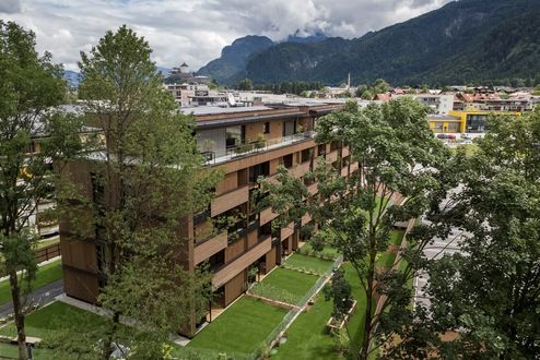 Exterior view with Kufstein castle in the background © Foto Gretter / Unterberger Immobilien