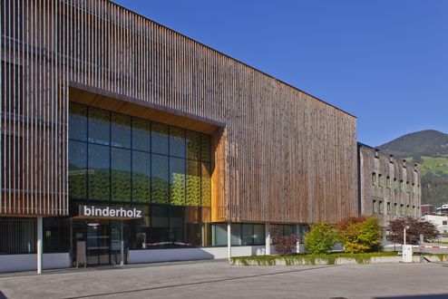 binderholz headquarter Eingangsbereich